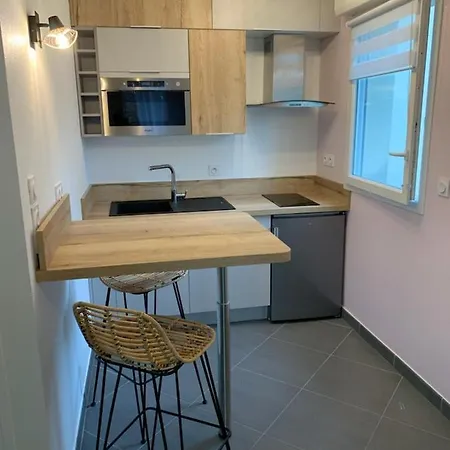 Calme Et Cosy Saint-Julien-les-Villas